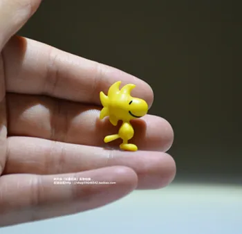 24piece 2,5 cm labai mažas geltonas paukštis Vgastokas ir mielas šuo veiksmų skaičius, žaislai