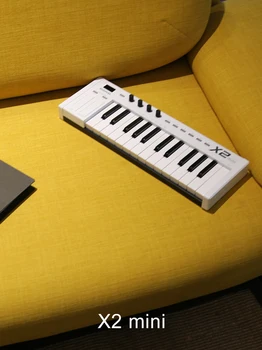 88 klavišą X8 X6 muzikos aranžuotojas 49 37 25 atsvarą nešiojamų 61 klavišas MIDI klaviatūrą