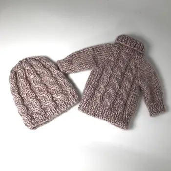 Drabužių lėlės Paola Reina nustatyti skrybėlę megztinis