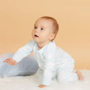 PatPat 2021 m. Pavasarį ir Rudenį Baby Berniukas ir Mergaitė Lokys Allover Medvilnės Dizainas ilgomis rankovėmis Vienos Vienetų Jumpsuit Kūdikiams