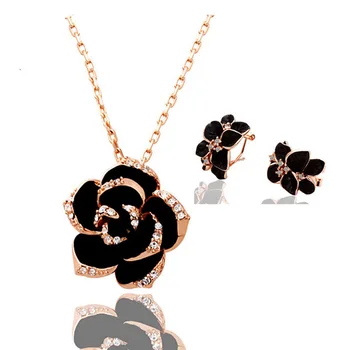 Prekės Camellia dizaino pakabukas mados moterų aukso spalva juoda tapybos rožių gėlių karoliai, auskarai, žiedas, Papuošalų Rinkiniai