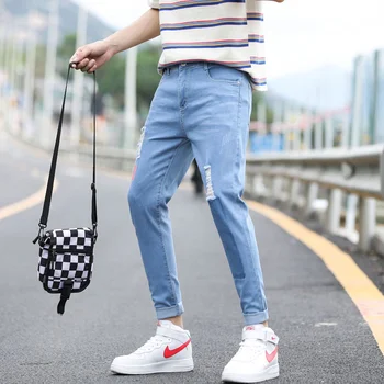 Vasaros devynių taškų jeans vyriški skylę plonas skirsnio slim korėjos atsitiktinis kelnės aplaistytas gražus vasaros kojų kelnės tendencija