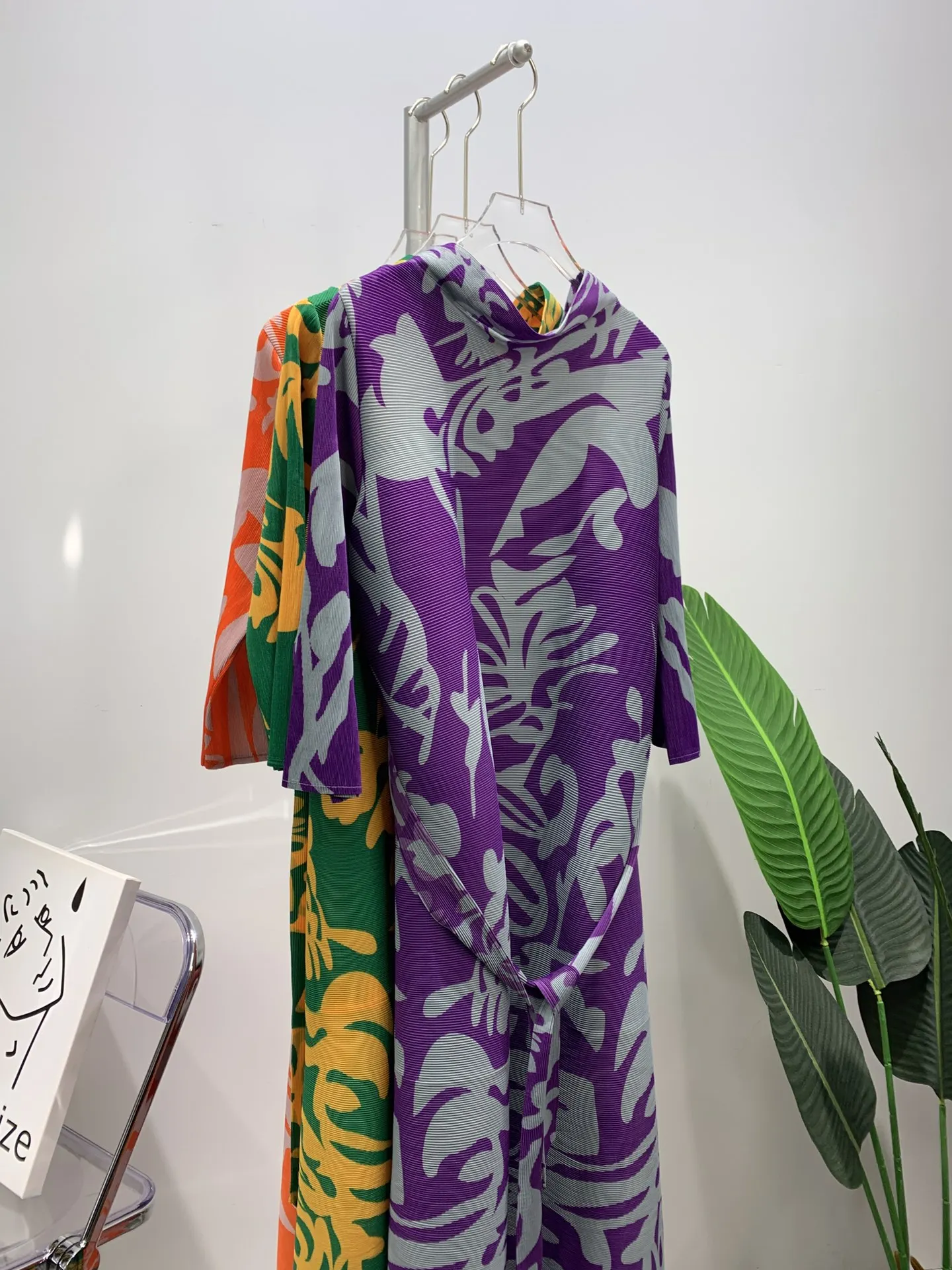 2021 m. Pavasarį Miyake Plisuotos Moterų Ilgai Golfo Suknelė abaja dubajus Derliaus Bendras gėlių spausdinti suknelė Estetinės Drabužiai