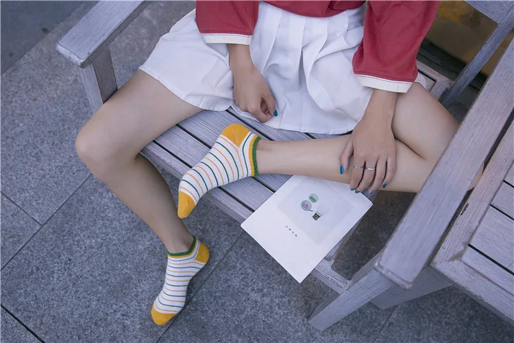 Mažas šviežių dryžuotas medvilnės kojinės Spalvos juostelės moterų kojinės Aukštos kokybės mergina kojinės