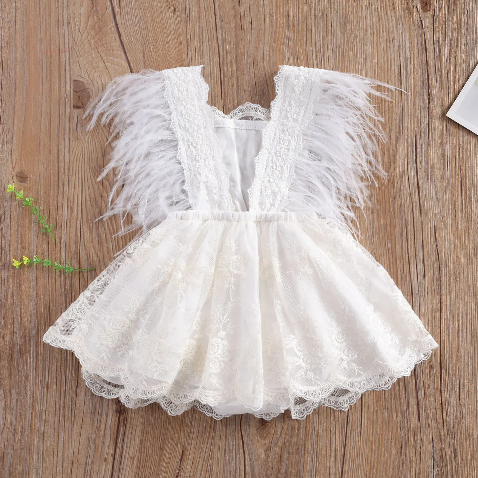 2021 Naujas Vasaros 0-24M Baby Girl Plunksnų Suknelė Stiliaus Nėrinių Bodysuit Balta Užsiliepsnojo Trumpas Rankovės Gėlių Siuvinėjimas Nuotrauka