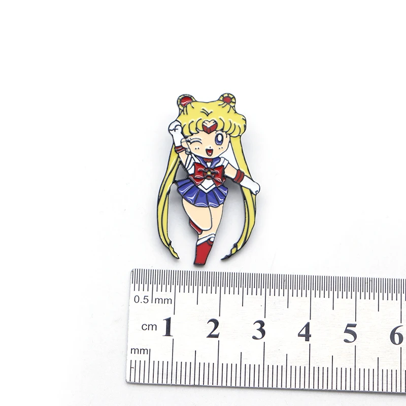 30pcs/daug Animacinių filmų Anime Sagė Sailor Moon Kolektorius Emalio Pin Ženklelis Atlapas Pin Kuprinė Apdailos Pop Kultūros Skrybėlę Smeigtukai A122