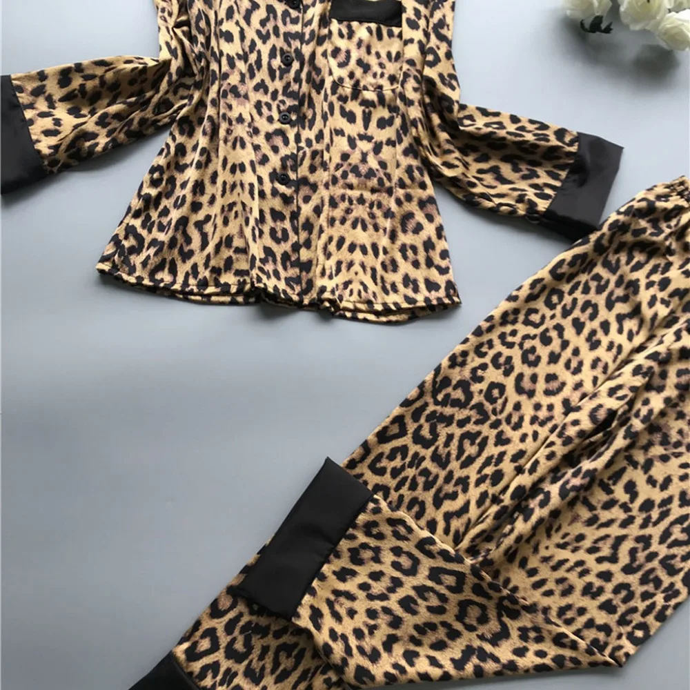 2021 Vasaros Womens Pižama Seksualus Rinkinys Leopardas Spausdinti Satin Ilgos Rankovės, Ilgos Kelnės Nustatyti Sleepwear Naktiniai Drabužiai Apatiniai Pijama Mujer