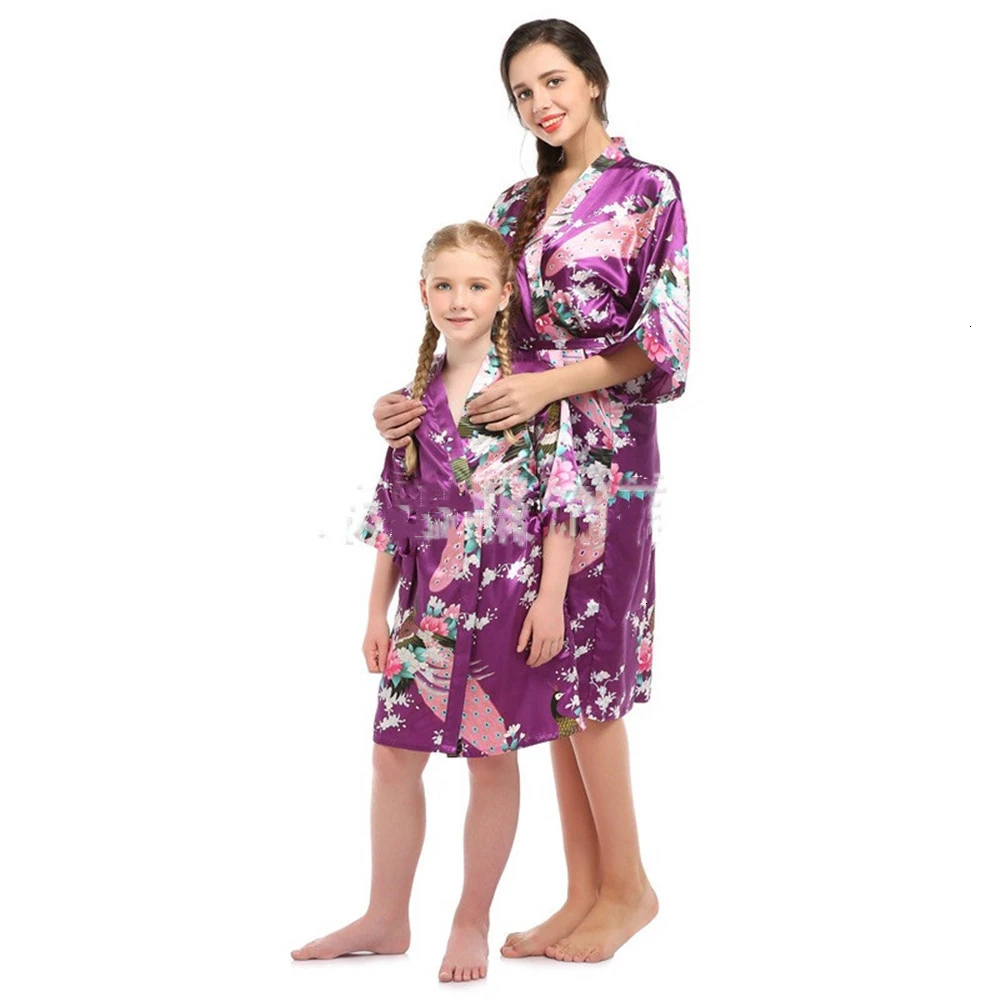 šeimos atitinkančių drabužių Modeliavimas šilko motina ir dukra chalatas, naktiniai drabužiai mamytė ir man pižama povas spausdinti Cardigan sleepwear