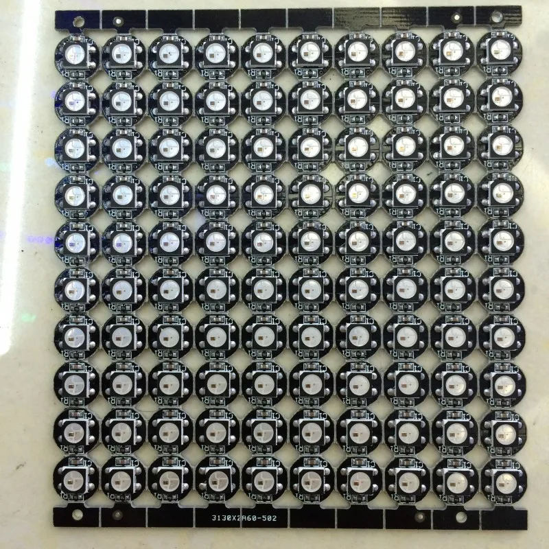 100vnt Led Lustas WS2812B LED Su Heatsink Mini Valdybos (10mm*3mm) Baltas / Juodas PCB DC5V Individualiai Naudojamos Led Pikselių Lustas