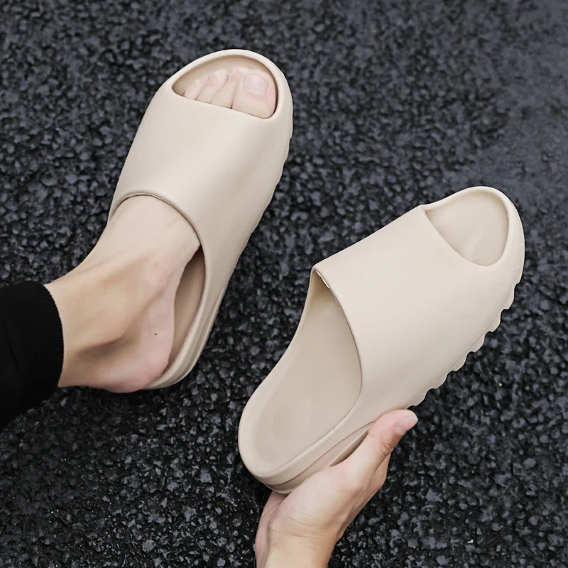 LLUUMIU Skaidres Moterų 2020 M. Vasarą guminės šlepetės Moterims Minkštas Už Mens Paplūdimio Šlepetės moterims moteriški Batai prabanga sandalai