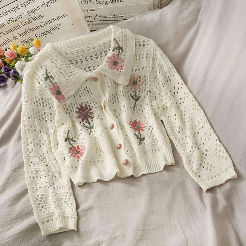 Saldus gėlių siuvinėjimas tuščiaviduriai žr.-per plonas megztinis moterų 2020 m. rudenį single-breasted cardigan atvartas džemperis tendencijos