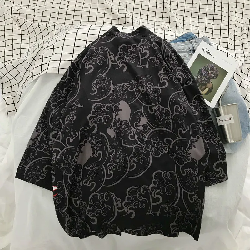 #4207 Vasaros Japonų Kimono Megztinis Marškinėliai Žuvų 3d Atspausdintas Plonas Juodas Kimono Streetwear Harajuku Prarasti Atsitiktinis Tunika Marškiniai Vyrai