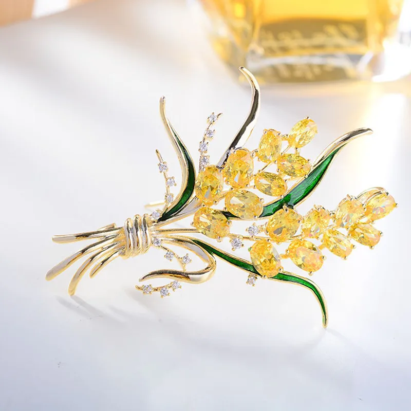 Elegantiškas aukso spalvos kubinis cirkonis Kviečių sages moterims tiktų pin drabužiai, aksesuarai, mados kristalų augalų broche papuošalai