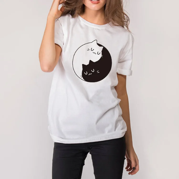 Moters T-shirt juoda ir balta chi katė moteris, o apykaklės marškinėliai madingi vyriški marškiniai vyriški marškiniai, kietas moters marškinėliai
