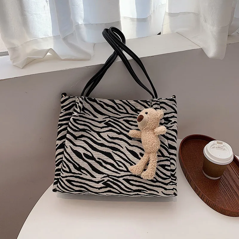 Zebra Modelio Pečių Maišą Tendencija Naujas Rankinės Moterų 2020 M. Mados Didelis Crossbody Maišelį didelės Talpos Ponios Maišelį, Nešiojami Krepšiai