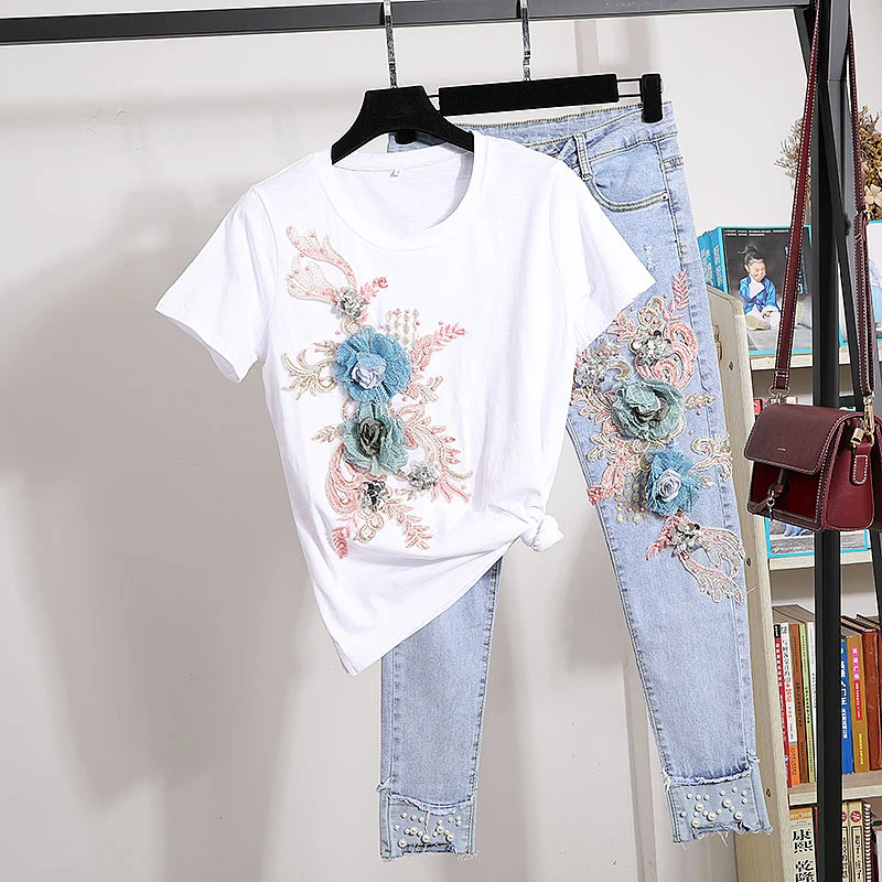 Moterų 2020 m. Nauji 2vnt Vasaros Stilingas Siuvinėjimo 3D Gėlių Trumpas Rankovėmis Marškinėlius+Sunkus Darbas Džinsai Rippered Skylę Džinsinio audinio Kelnės Kostiumas T19