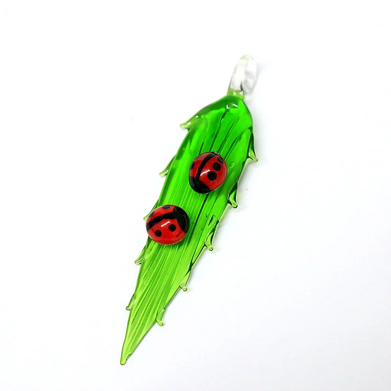Rankų darbo stiklo biedronka mini figūrėlės ornamentu atitikimo žali lapai, Kūrybinis dizainas pasakų sodo namų dekoro priedai priedai veltiniams, vilna