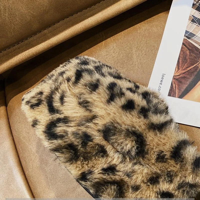 Pavasario Siurbliai Moterų INS Leopardų kailio Stambusis Kulniukai Mary Jane Bateliai Mados sagtis Seksuali Suknelė Batai, Kailio 8cm Pakulnės Mielas Lady Batus