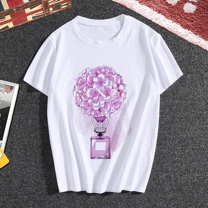 Marškinėliai Moterims Gražių gėlių atspausdintas t-shirt Vasaros Mados Plonas skirsnio marškinėlius moterų Harajuku estetika Tees Viršūnes drabužiai