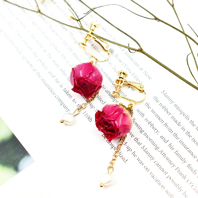 1Pair Natūralių Džiovintų Gėlių Auskarai Aukso Pink Rose Žiedlapis Moterų Lašas Auskarai Šalies Nekilnojamojo Sausų Gėlių Papuošalai