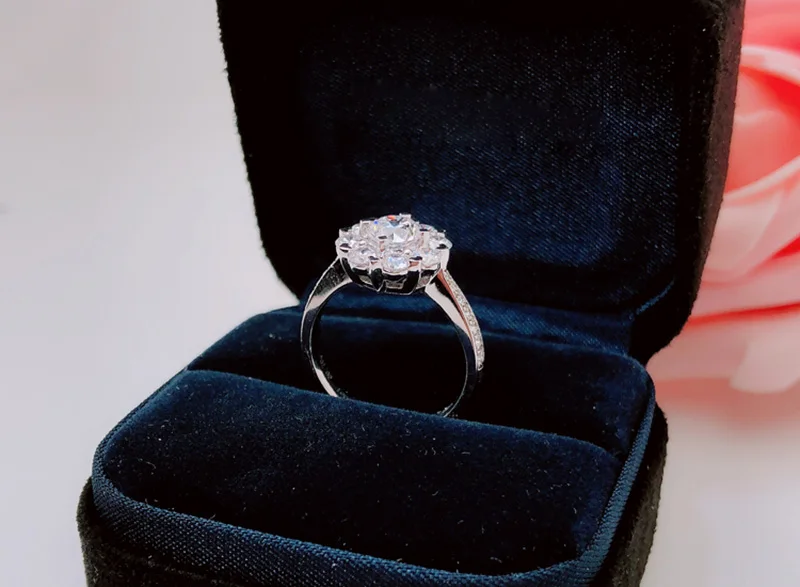 18K aukso žiedas ir moissanite deimantų D VVS Prabangių vestuvių žiedas Su nacionalinės sertifikatą SW16