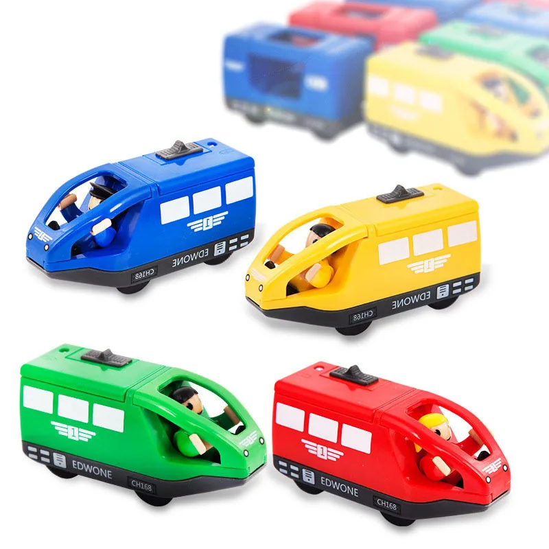 4 Spalvų Vaikai Elektrinio Traukinio Žaislų 10.5*4CM Magnetinės Medinės Lizdas Diecast Transporto priemonės Elektroninių Žaislų Gimtadienio Dovanos Vaikams Vaikams