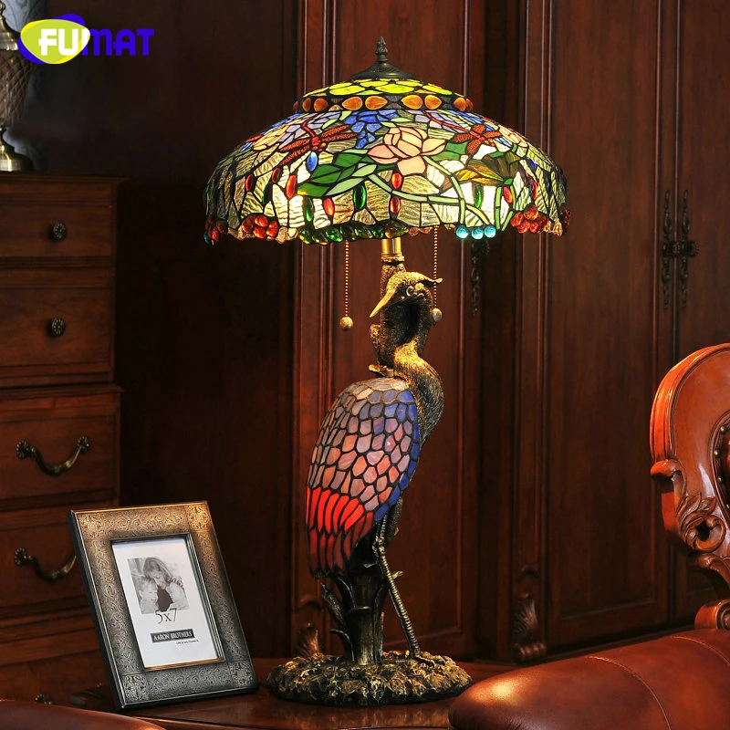 FUMAT Europos Dragonfly atspalvį Stalo Lempa Aukštos Kokybės Tiffany Stalo dega Gyvenamasis Kambarys Naktiniai vitražas Krano Žibintai