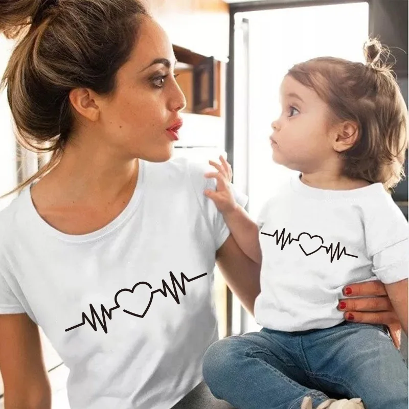 Meilė Širdies Medvilnės šeimos derinti drabužius baby girl drabužių Komplektus Motina Ir Dukra T-Shirt Vasaros Kūdikio Mama Marškinėlius
