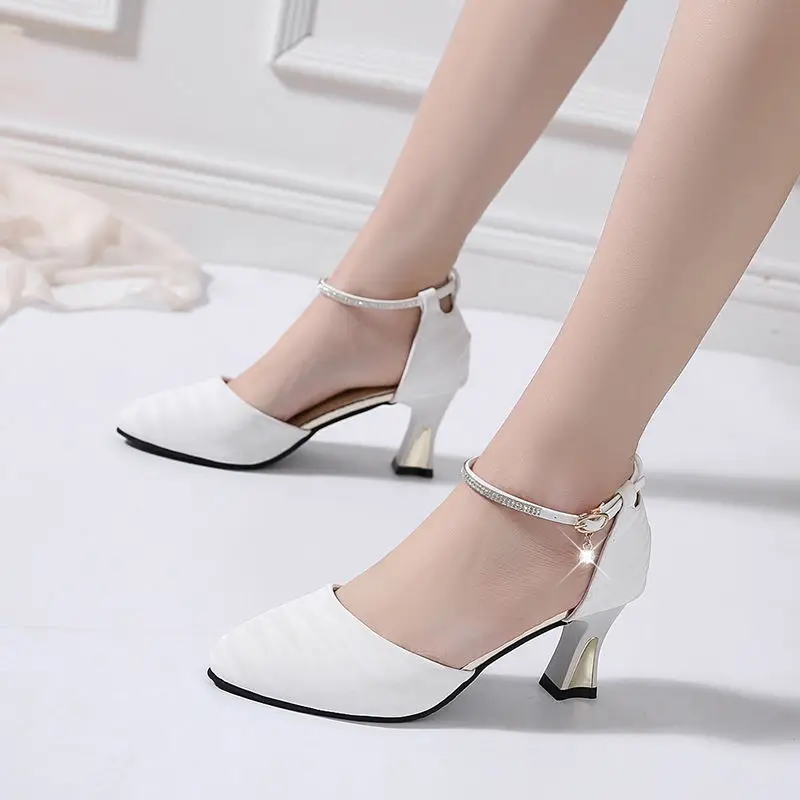 Marlisasa Moterų Mados Saldus Aukštos Kokybės Baltos Spalvos Sagtis Dirželis Aukštakulniai Moteriški Klasikiniai Stiletto Juoda Shoes H5955