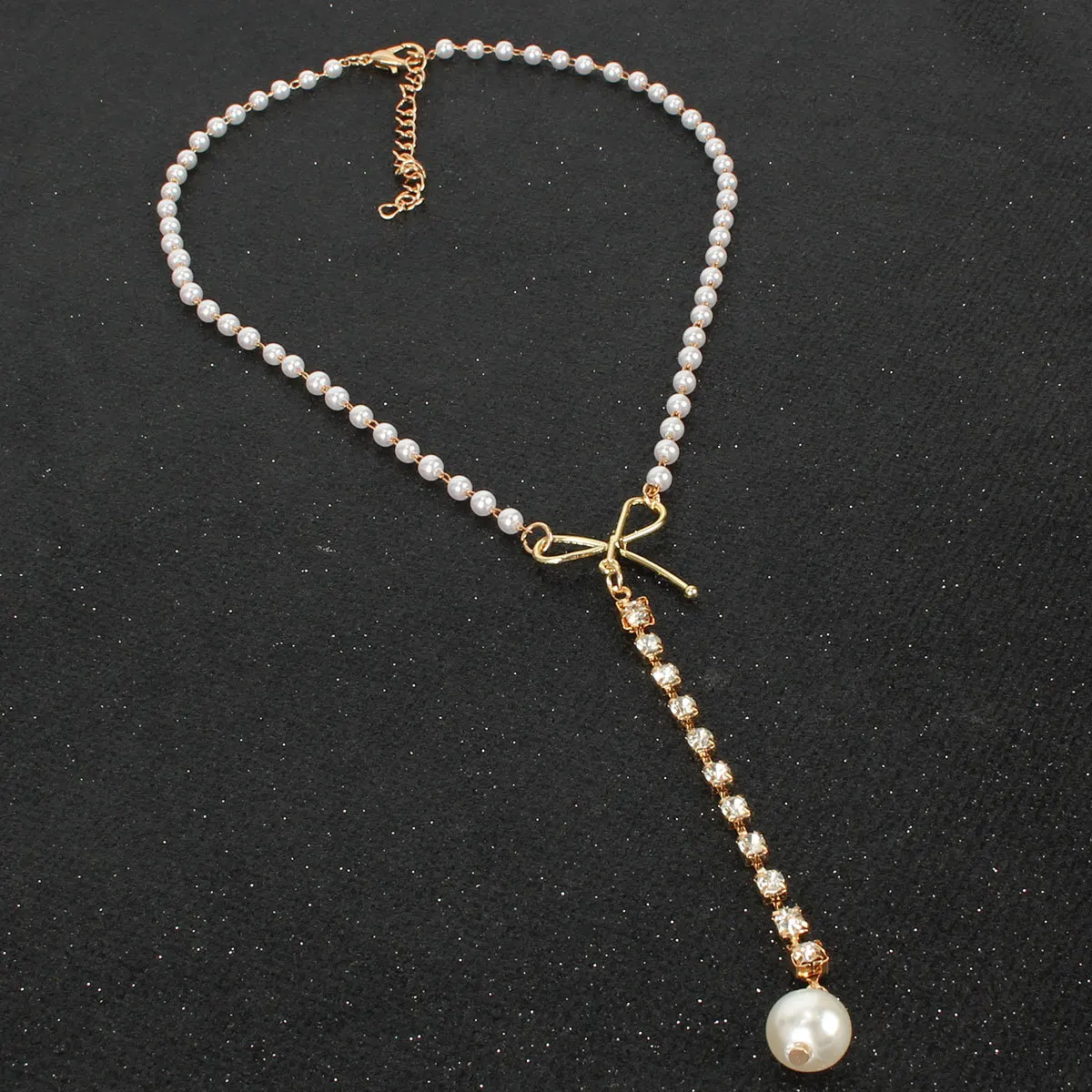 Pietų Korėjos rytinių Vartų mados lankas perlų pakabukas temperamentas super flash mažas gręžimo raktikaulis grandinės karoliai neckchain mergina