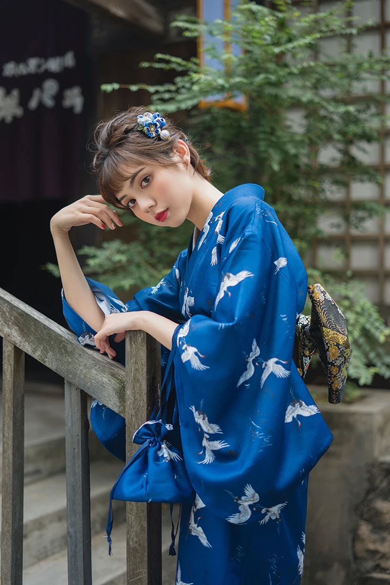 Moterų Yukata Tradicinis Japonijos Kimono Skraiste Fotografijos Suknelė Cosplay Kostiumas Tamsiai Mėlyna Spalva Krano Spaudinių Vintage Drabužių