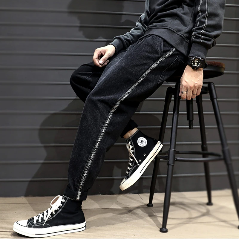 Korėjos Stiliaus Mados, Vyrų Džinsai, Juodos Spalvos Šoninės Juostele Dizaineris Haremo Kelnės Streetwear Elastinga Hip-Hop Džinsai Vyrams Pieštuku Kelnės