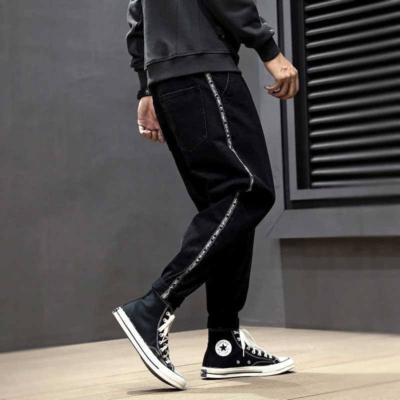 Korėjos Stiliaus Mados, Vyrų Džinsai, Juodos Spalvos Šoninės Juostele Dizaineris Haremo Kelnės Streetwear Elastinga Hip-Hop Džinsai Vyrams Pieštuku Kelnės