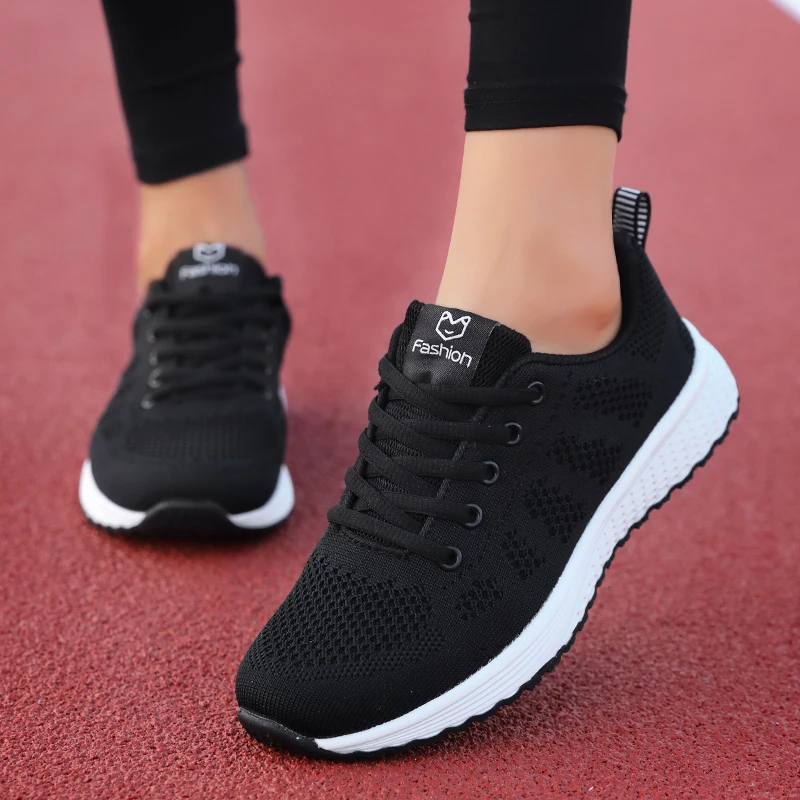 Moteriški laisvalaikio bateliai mados orui vaikščioti akių raišteliais butas batai sportbačiai moterims 2020 Teniso Moterų Rausva juoda balta yui8