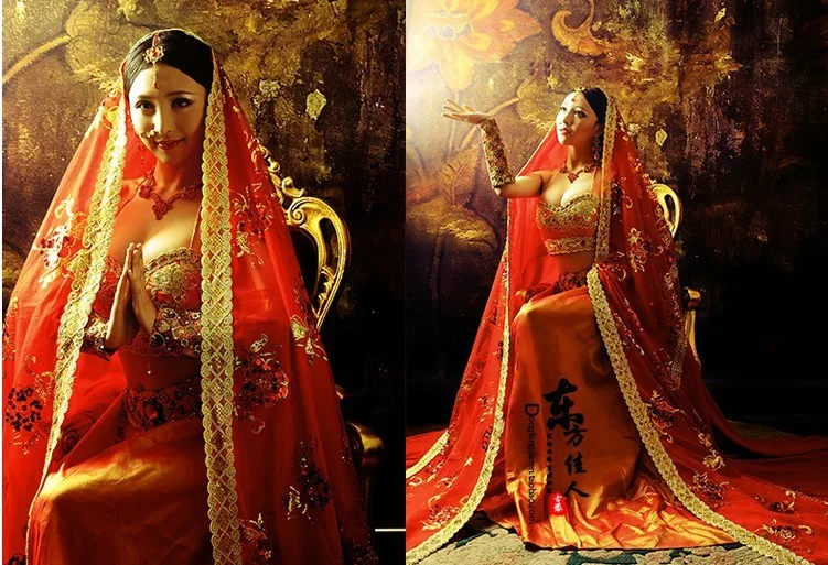 Moterų kostiumas sari raudonų siūlų plaukti kostiumas Indijos sari ar saree kostiumas šokių drabužių fotografija