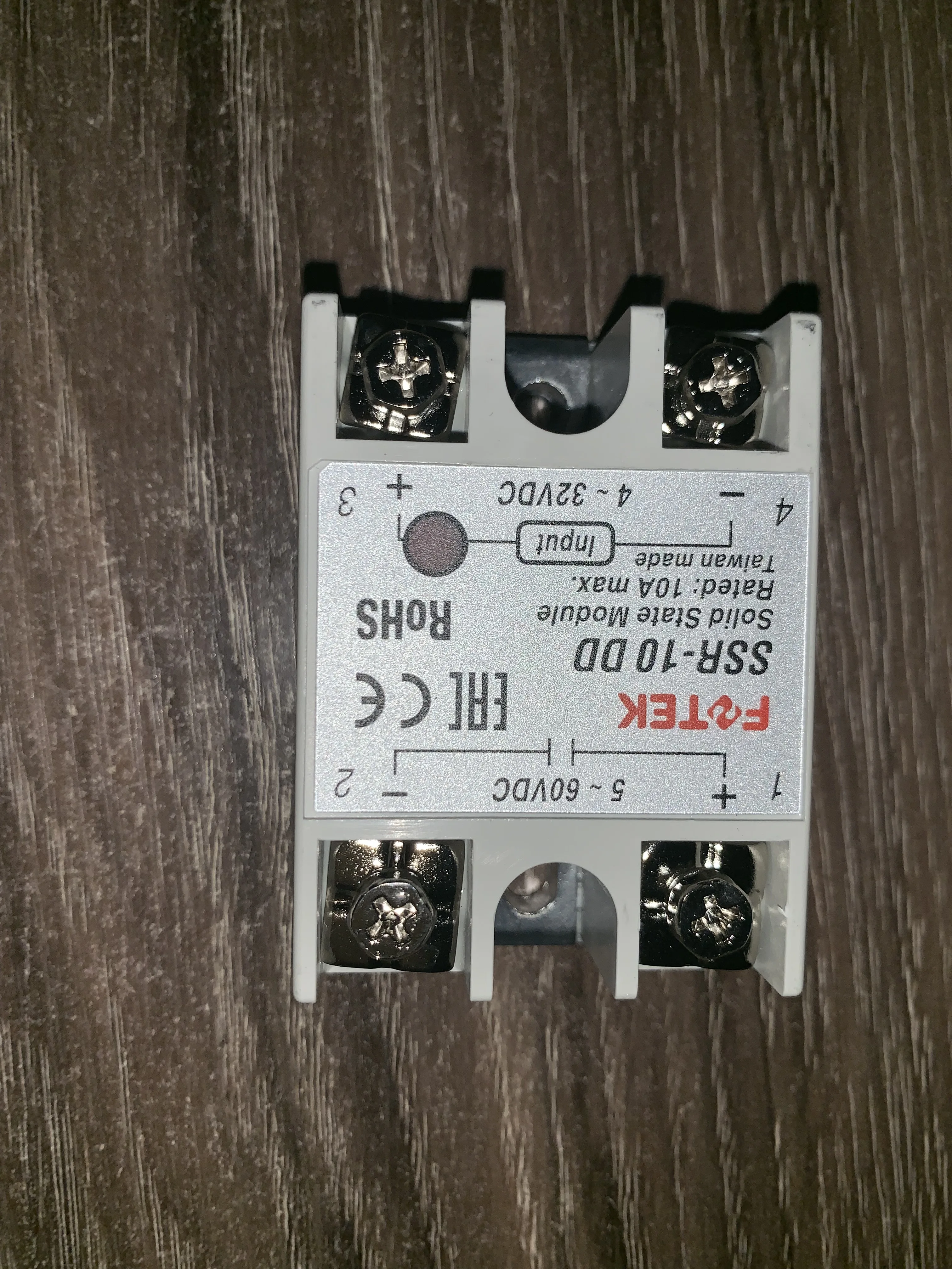 SSR-10DD Naujas originalus Taivano FOTEK SCR modulis ekonomiškas (solid state relay