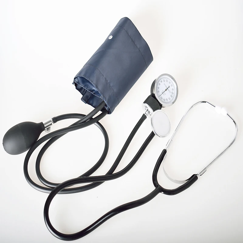 Rankinis kraujo spaudimo monitorius dirželis stetoskopas arm tipo kraujo spaudimo prietaisas aneroid sphygmomanometer + laikymo maišelis