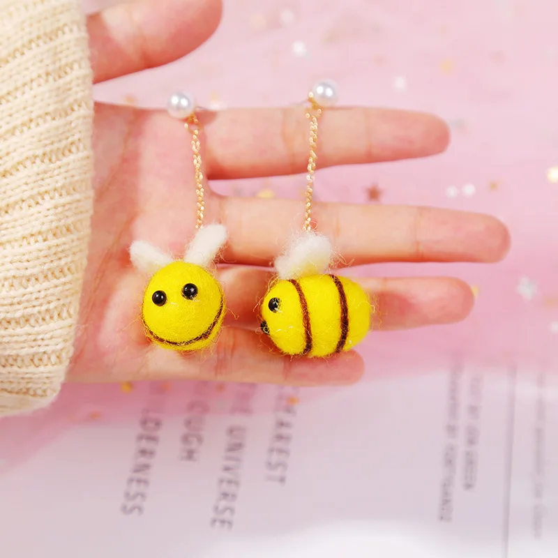 FIMAODZ Bičių Auskarai Moterims, Mergaitėms, Vaikams Mielas Gyvūnų Rankų darbo Vilnos Ilgos Grandinės Geltona Mažas Bumble Bee Earings Tabaluoti